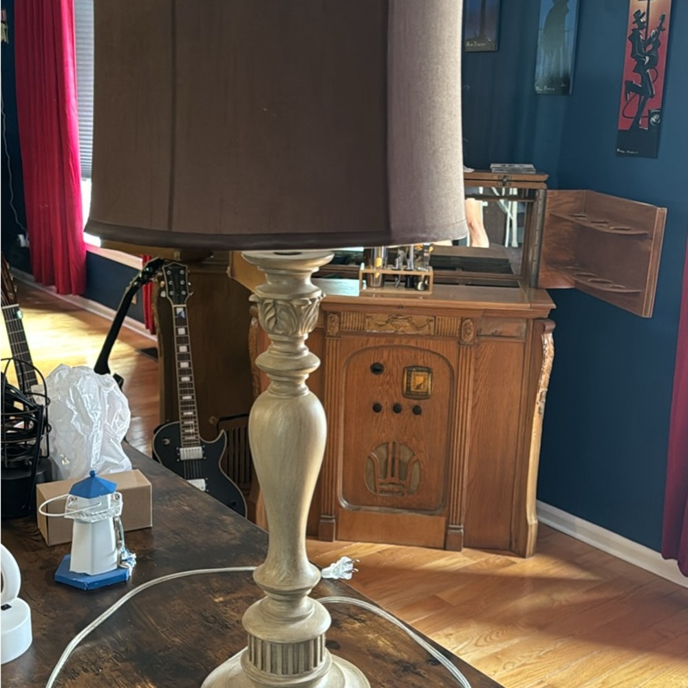Elegant Brown Table Lamp
